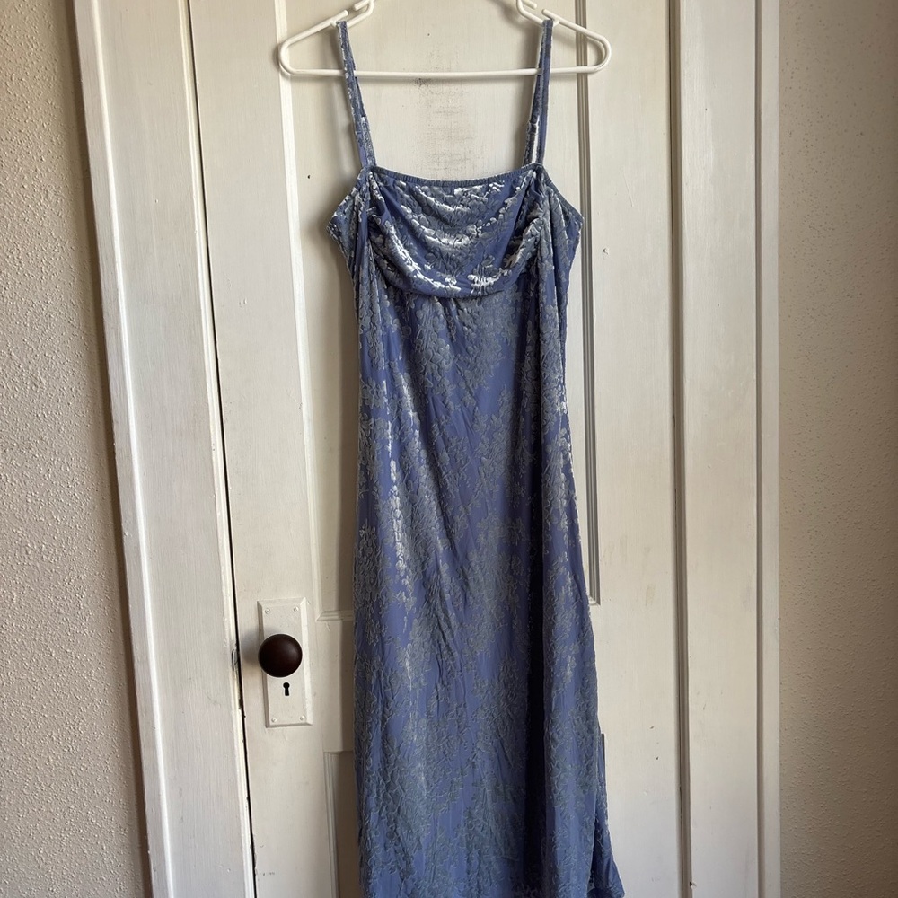 Elegant Blue Spaghetti Strap Dress